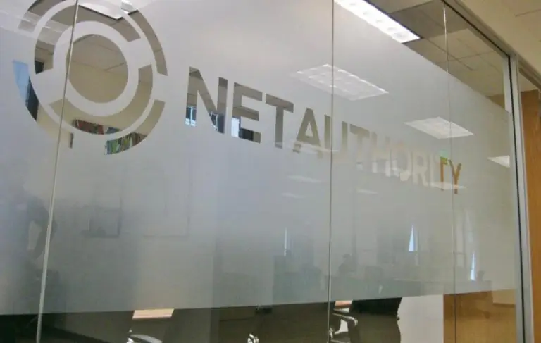 Vinyl Window Graphics & Manifestations
