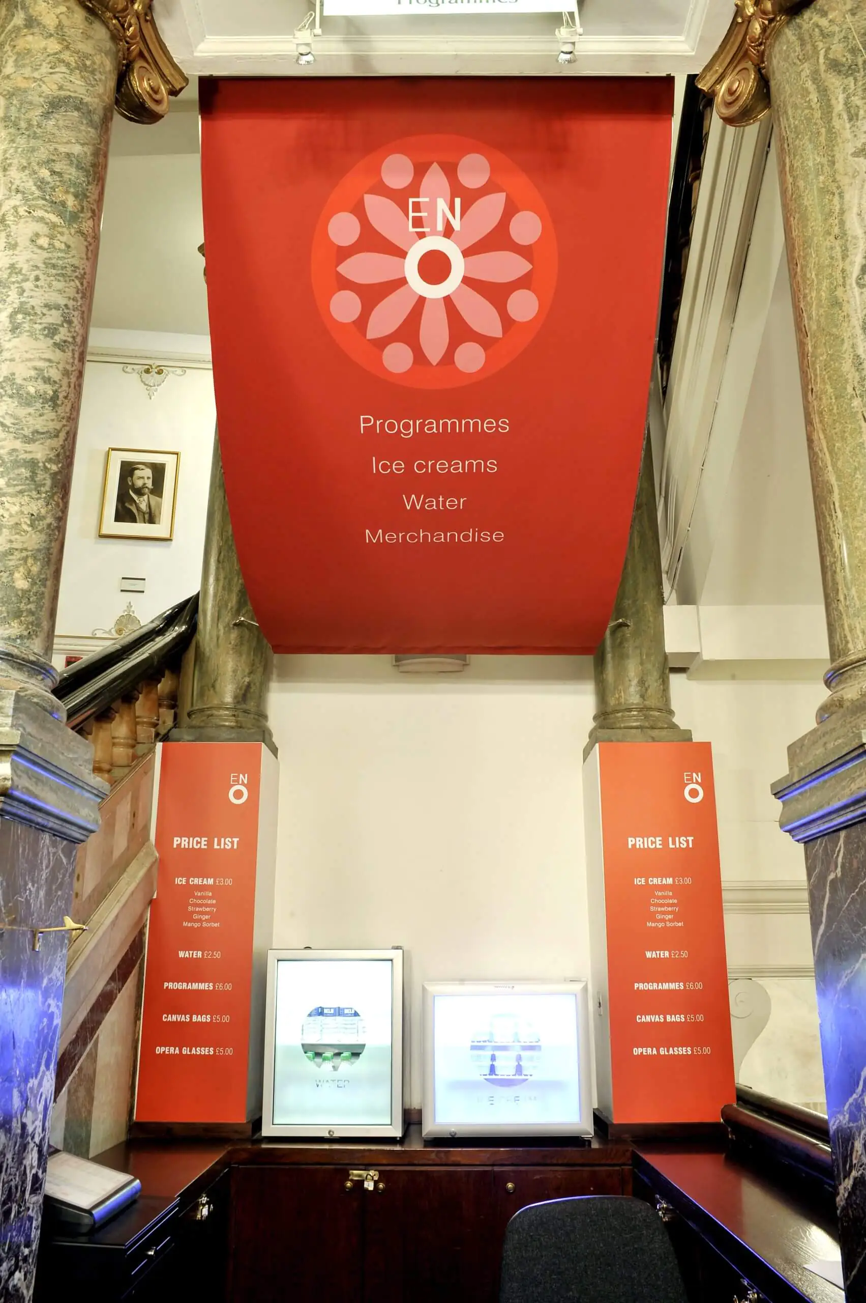 Trade show banner printing