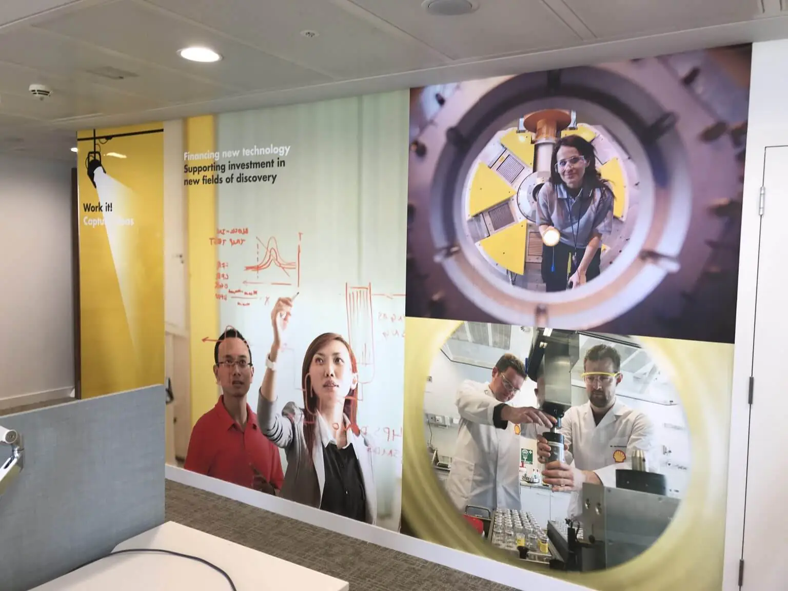 Wall graphics print