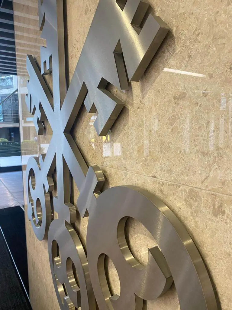 Vibrant 3D lettering