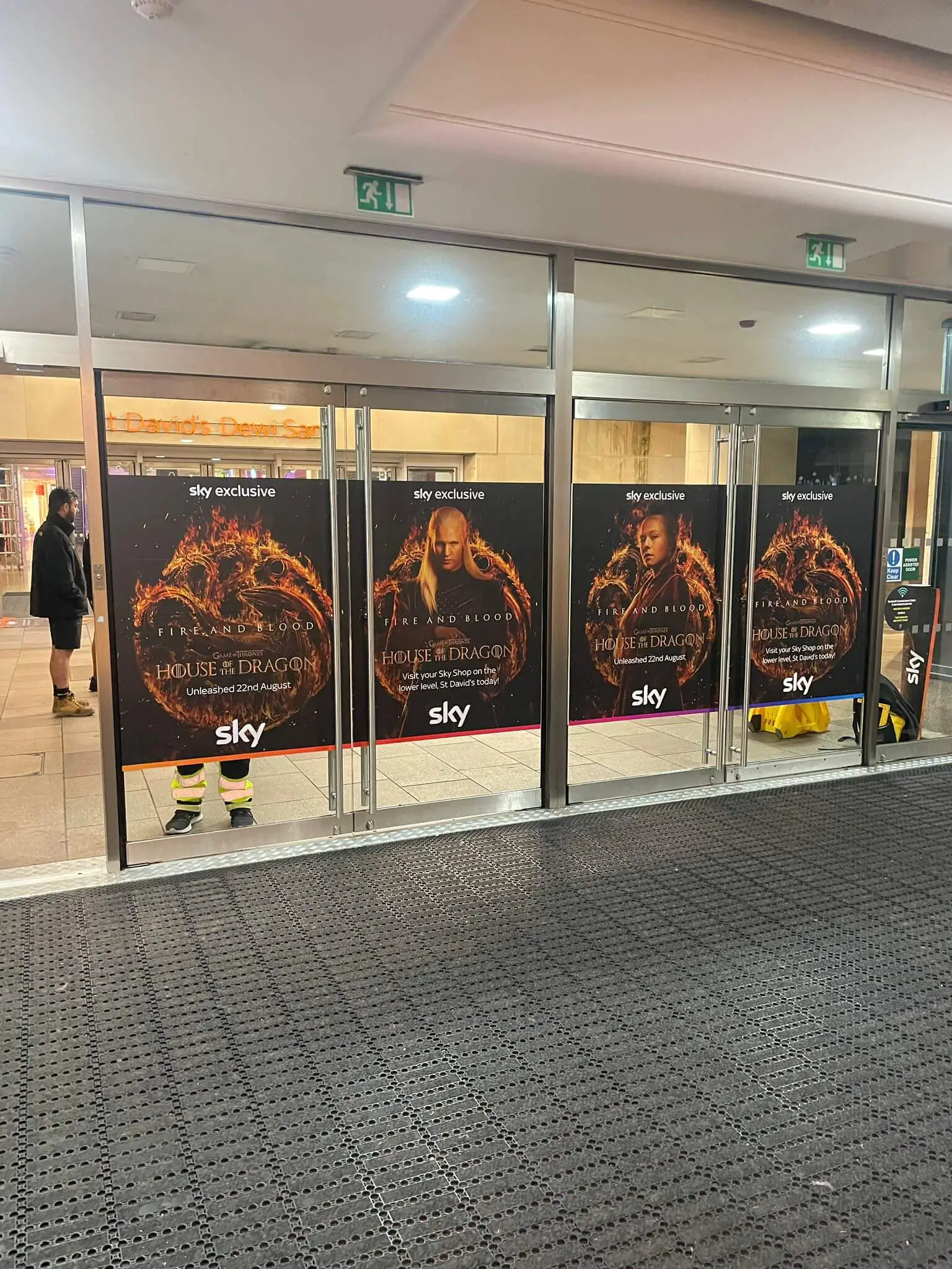 Premium window vinyl printing