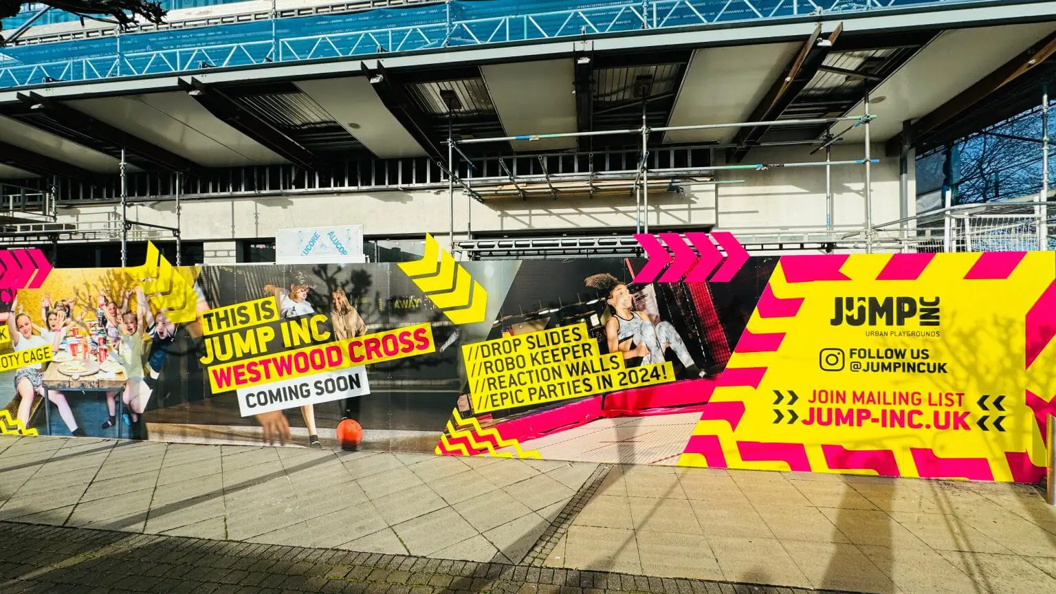 Promotional hoarding displays