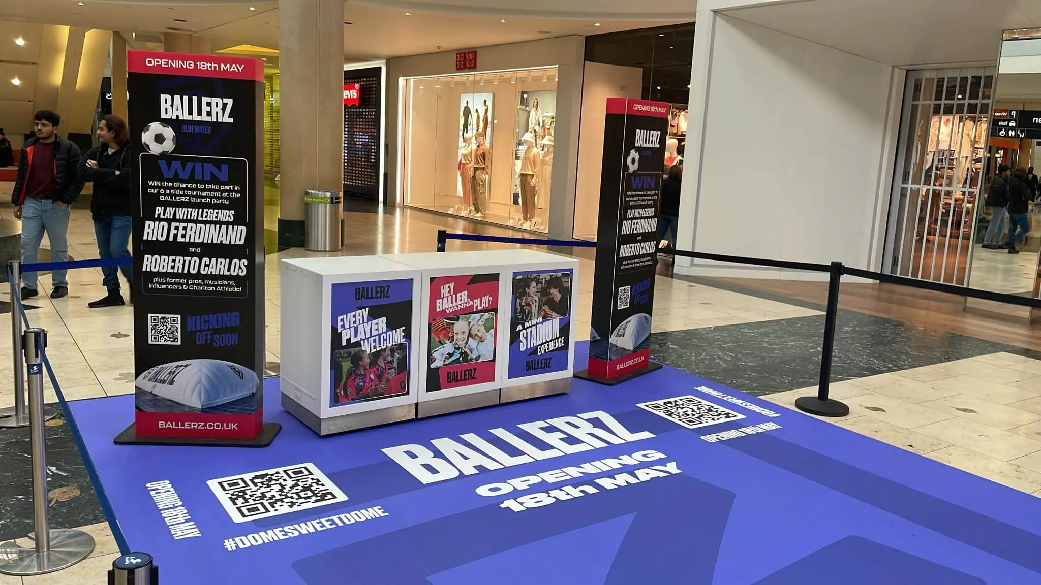 High-quality floor graphics