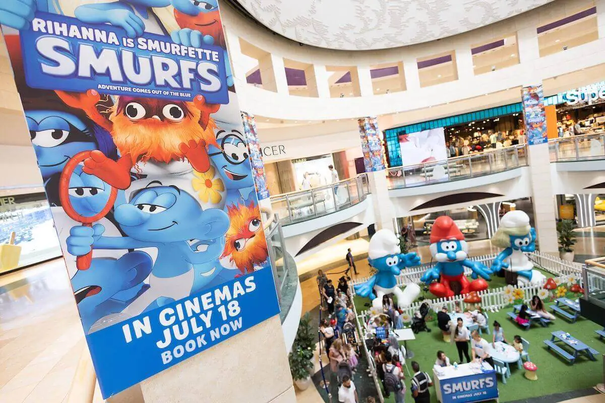 Advertising banner printing